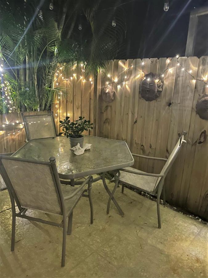 Coastal Townhome In Jupiter 1 Mile To Beach! Экстерьер фото