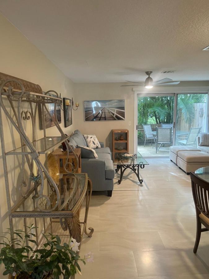 Coastal Townhome In Jupiter 1 Mile To Beach! Экстерьер фото