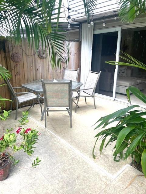 Coastal Townhome In Jupiter 1 Mile To Beach! Экстерьер фото